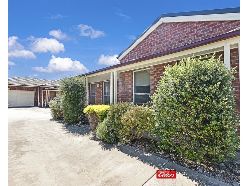 2/30 Echuca Road, Rochester VIC 3561