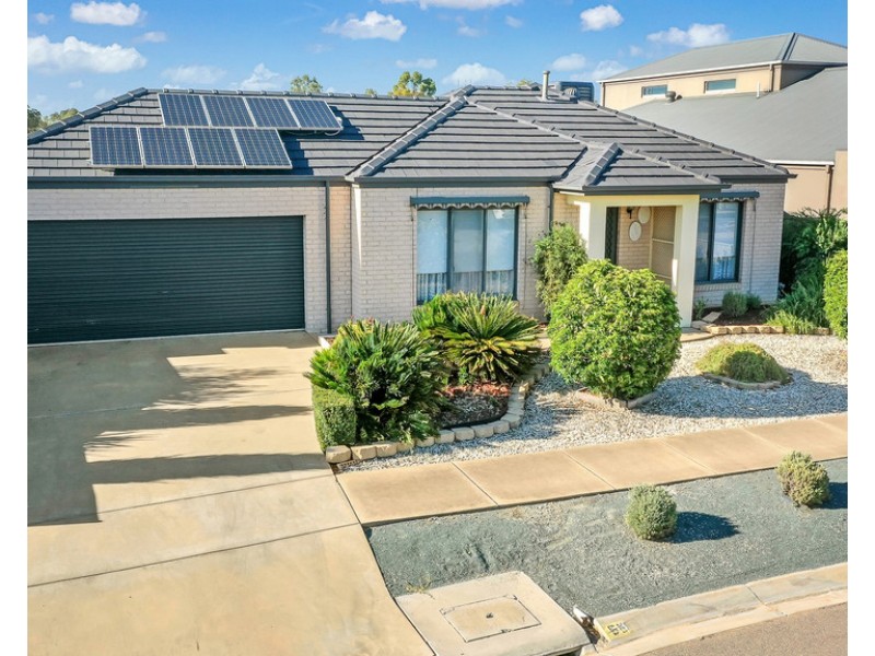 53 Genevieve Avenue, Echuca VIC 3564