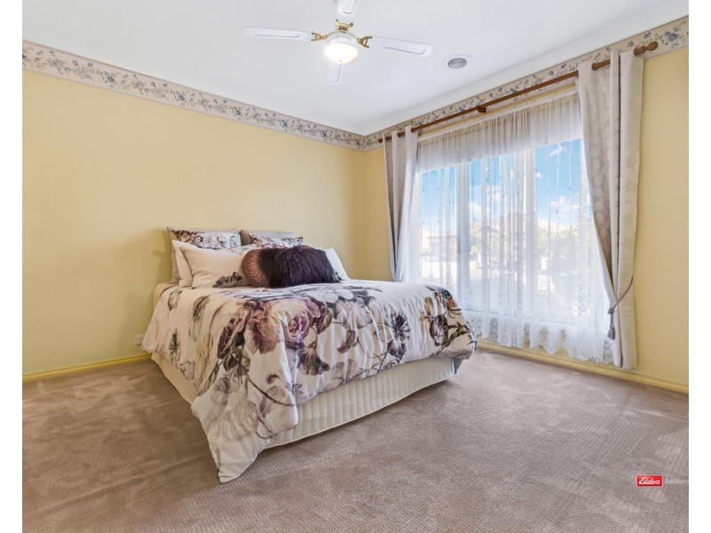 53 Genevieve Avenue, Echuca VIC 3564