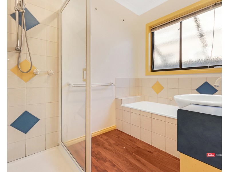 53 Genevieve Avenue, Echuca VIC 3564