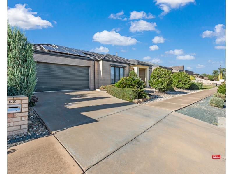 53 Genevieve Avenue, Echuca VIC 3564