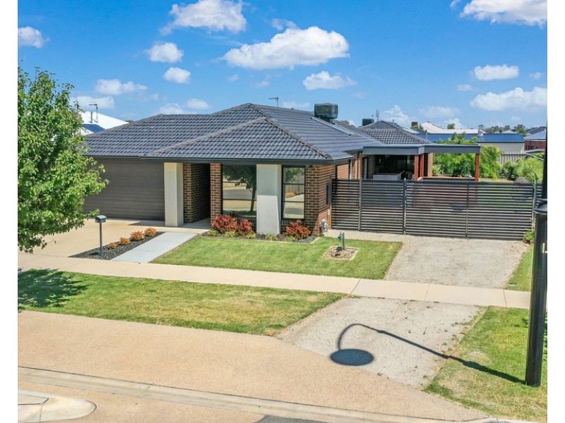 11 Wilkinson Drive, Echuca VIC 3564