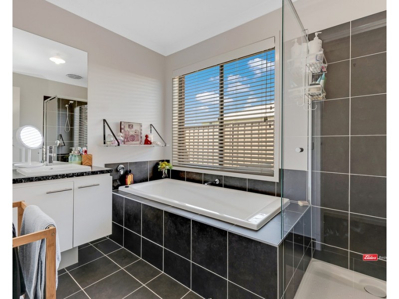 11 Wilkinson Drive, Echuca VIC 3564