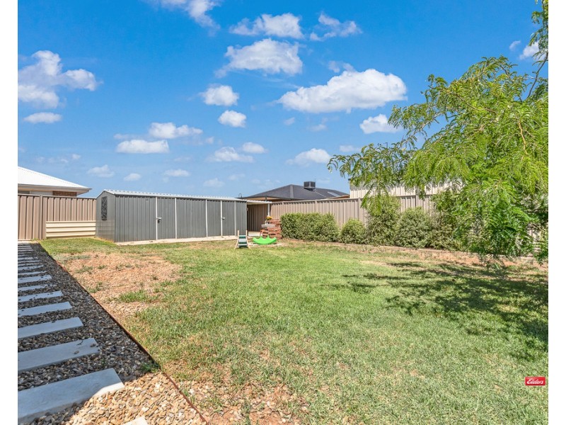 11 Wilkinson Drive, Echuca VIC 3564