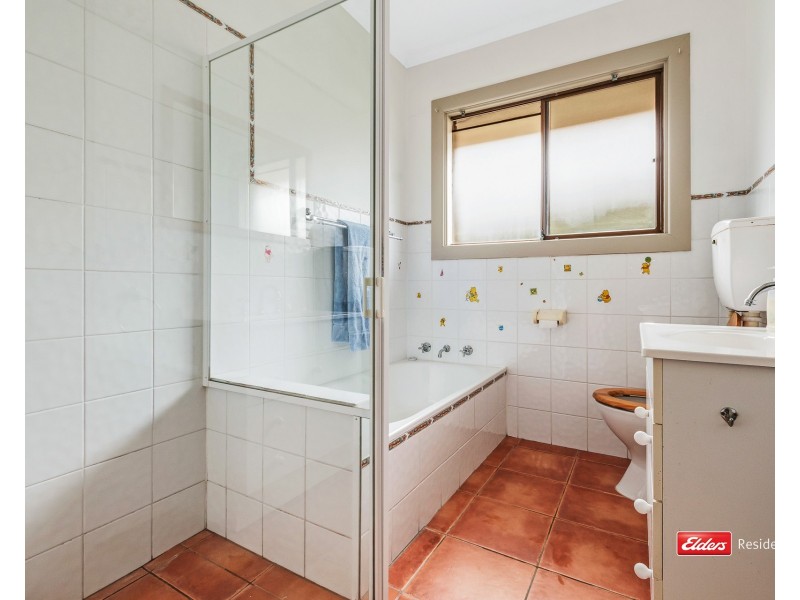 339 Ogilvie Avenue, Echuca VIC 3564