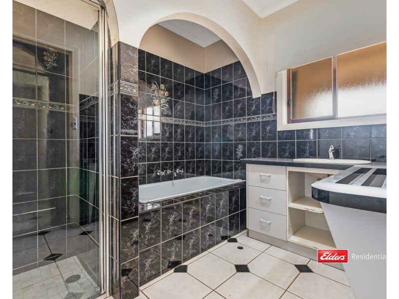 34 Council Street, Moama NSW 2731