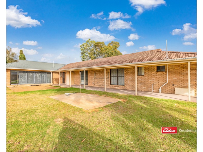 34 Council Street, Moama NSW 2731