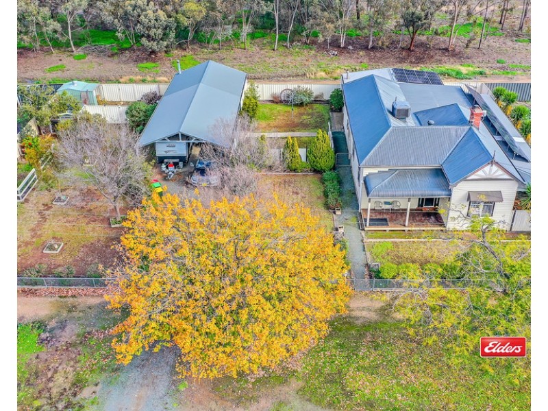 15 Livingstone Street, Mathoura NSW 2710