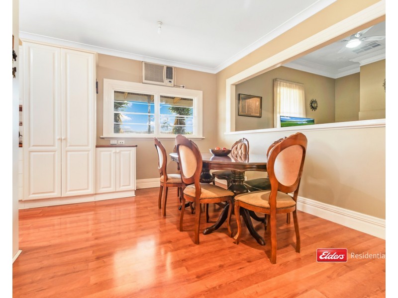 15 Livingstone Street, Mathoura NSW 2710