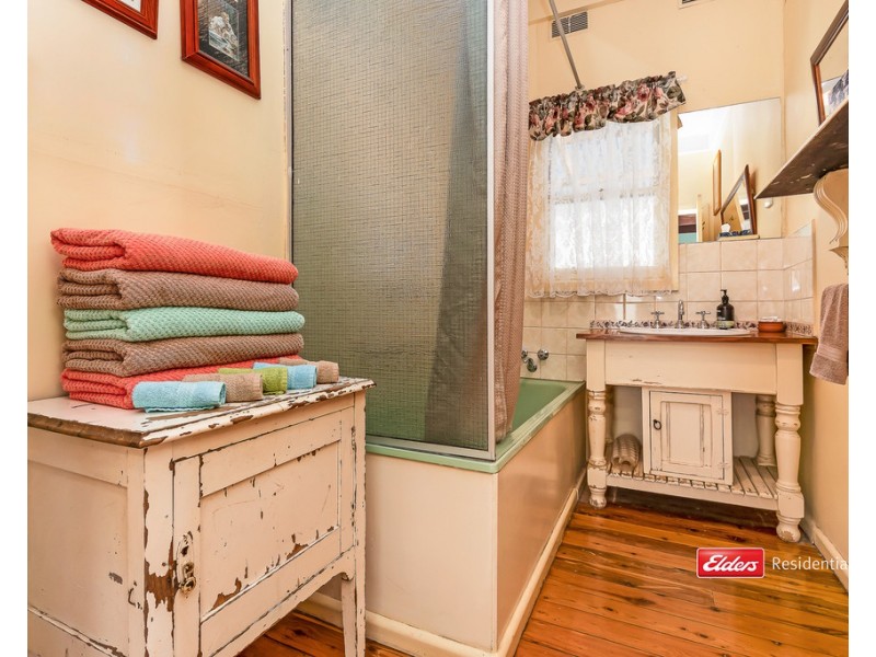 140 Pakenham Street, Echuca VIC 3564