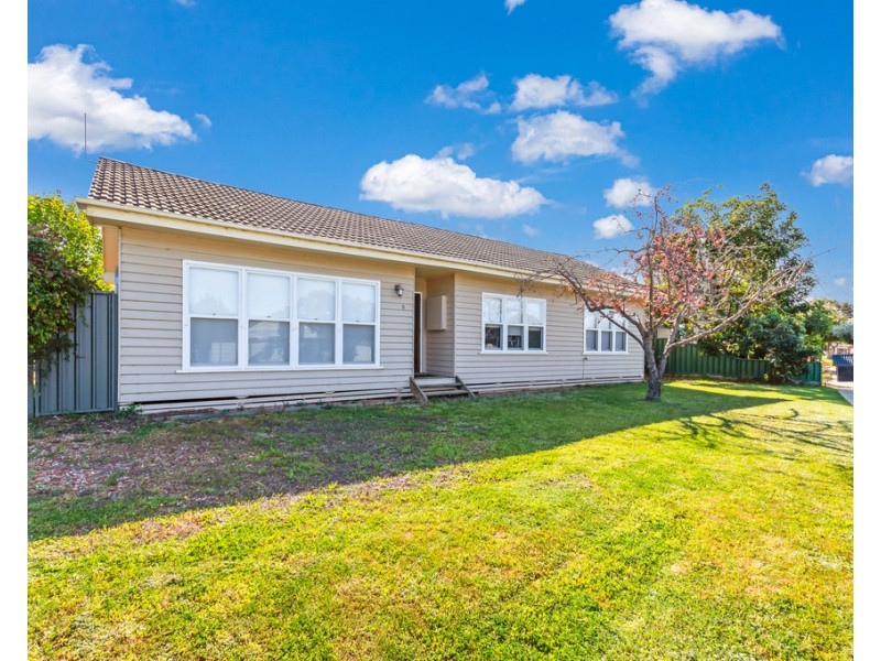 8 Pine Street, Echuca VIC 3564