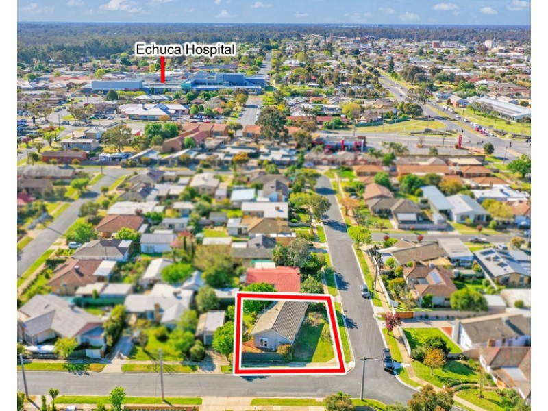 8 Pine Street, Echuca VIC 3564