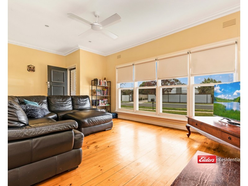 8 Pine Street, Echuca VIC 3564