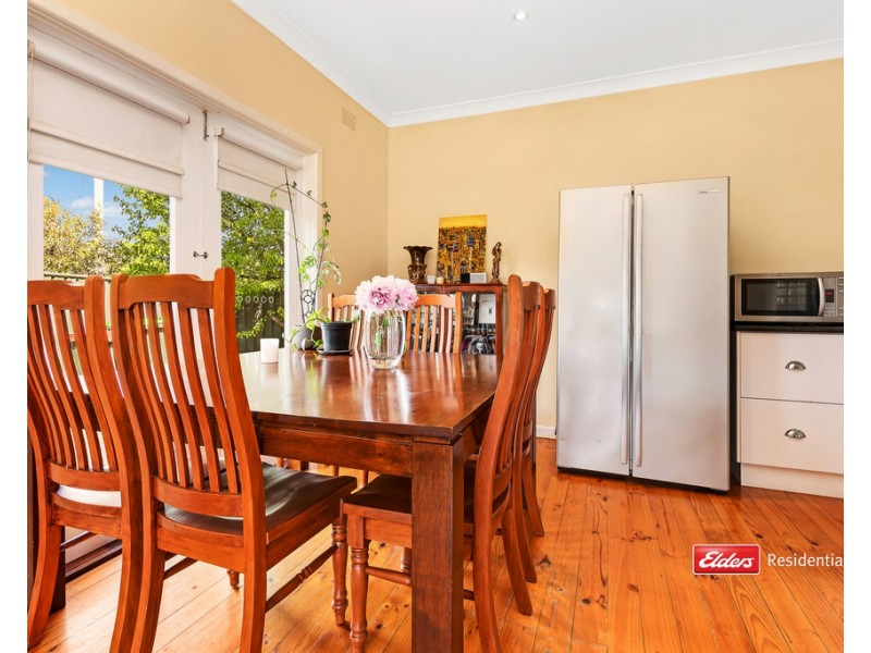8 Pine Street, Echuca VIC 3564