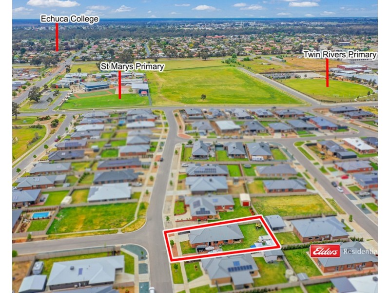 13 Magnolia Drive, Echuca VIC 3564