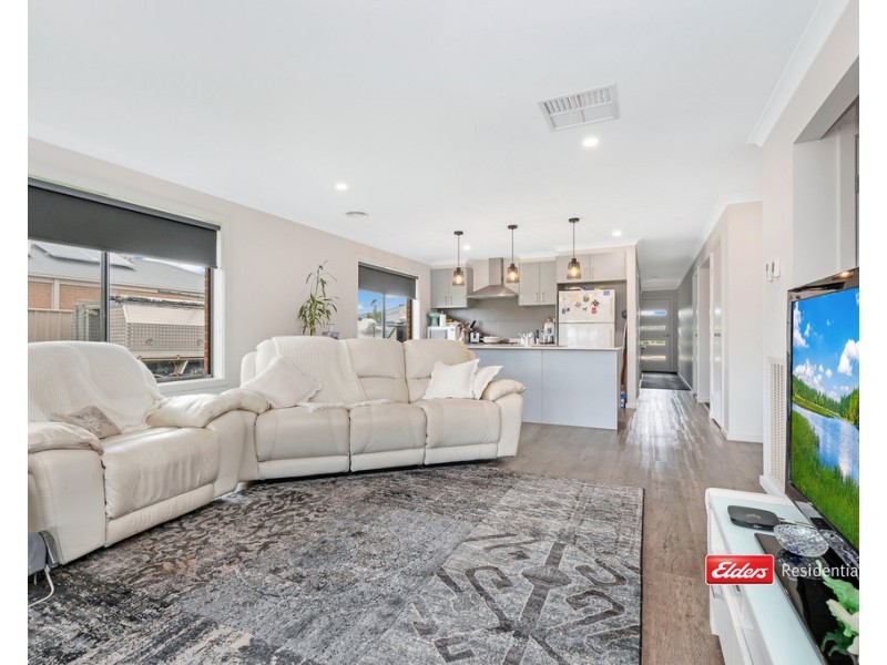 13 Magnolia Drive, Echuca VIC 3564