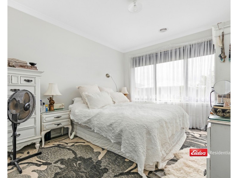 13 Magnolia Drive, Echuca VIC 3564