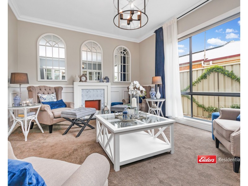 37 Kingfisher Dve West, Moama NSW 2731