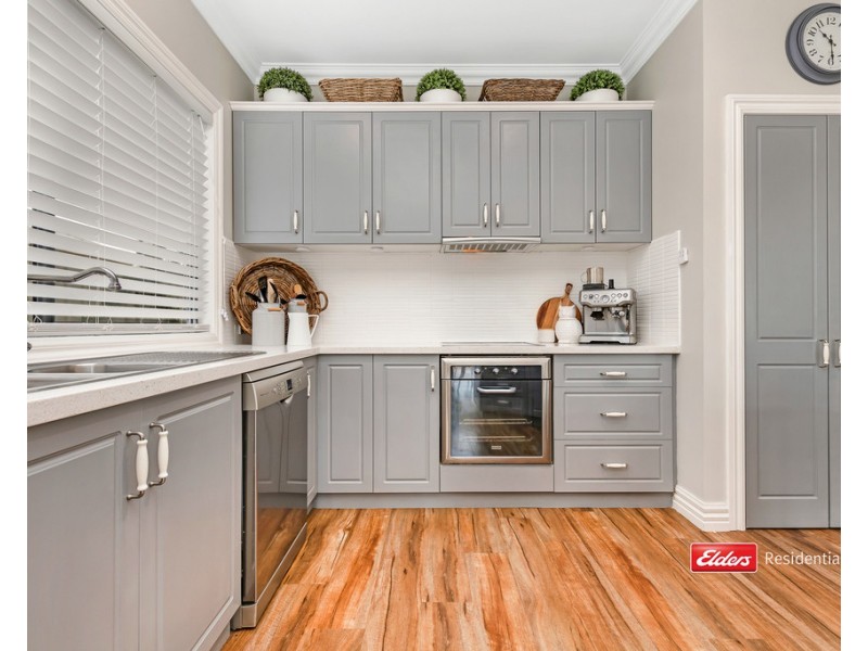 37 Kingfisher Dve West, Moama NSW 2731