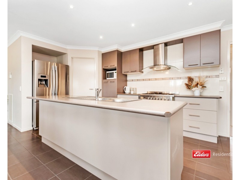4 Aidion Place, Echuca VIC 3564