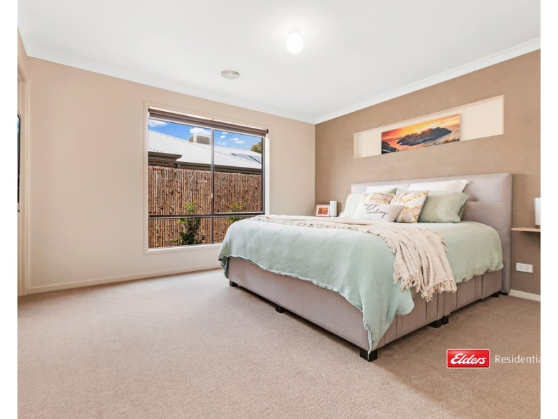 4 Aidion Place, Echuca VIC 3564