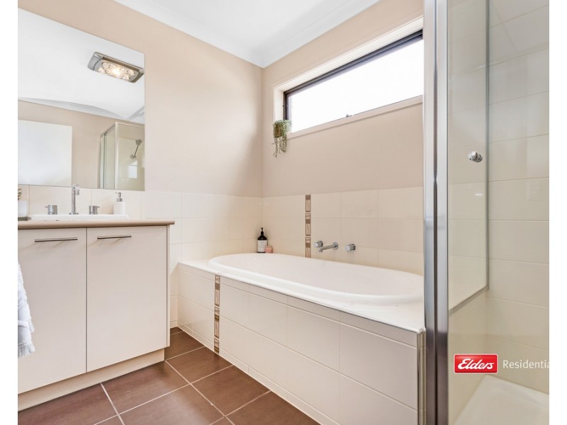 4 Aidion Place, Echuca VIC 3564