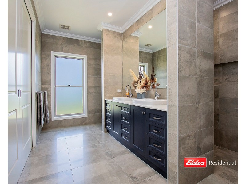 2 Daly Court, Moama NSW 2731