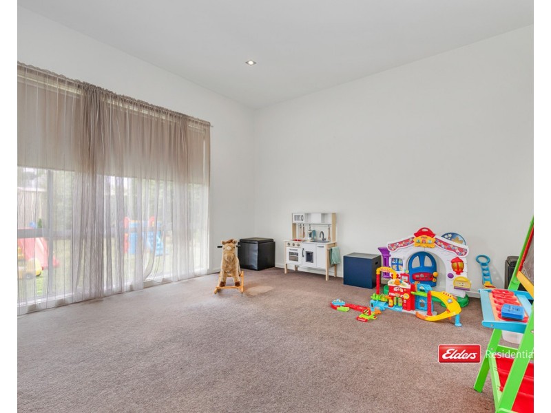 90 Shetland Drive, Moama NSW 2731