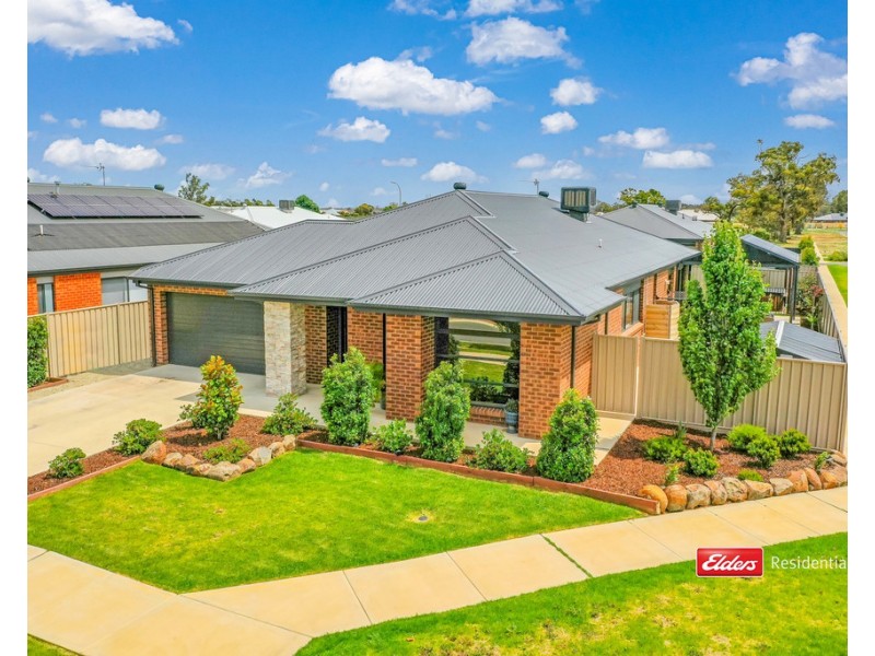 2 Magnolia Drive, Echuca VIC 3564