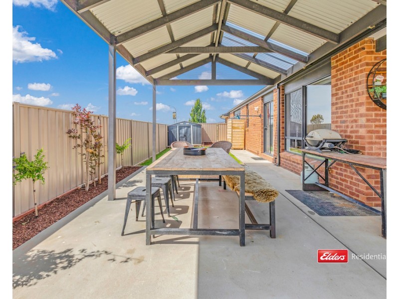 2 Magnolia Drive, Echuca VIC 3564