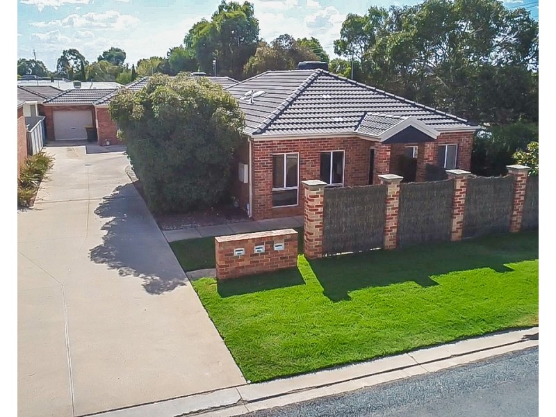 2 of 56 Lawson Drive, Moama NSW 2731