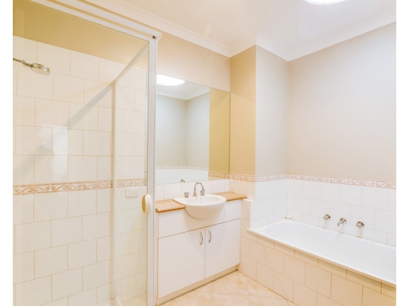 2 of 56 Lawson Drive, Moama NSW 2731