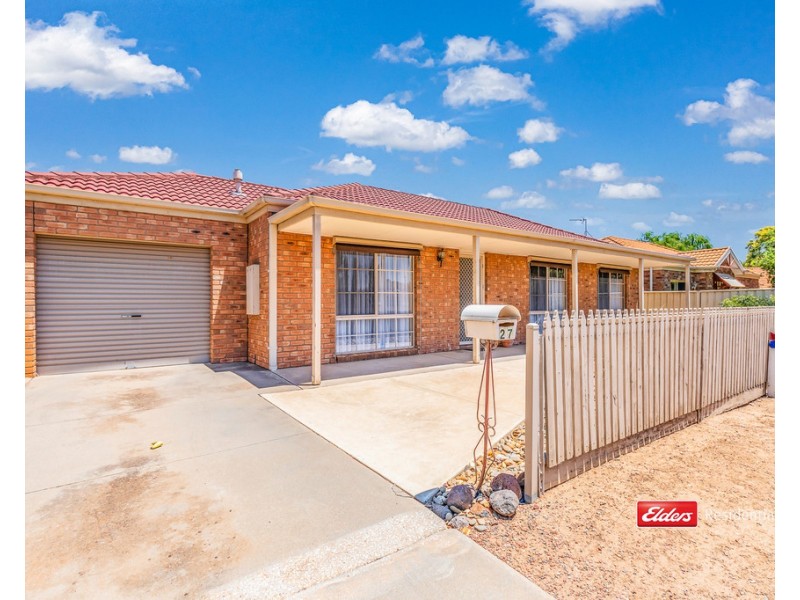 27 HOPWOOD STREET, Echuca VIC 3564