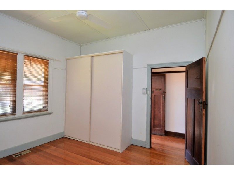 27 Pascoe Street, Rochester VIC 3561