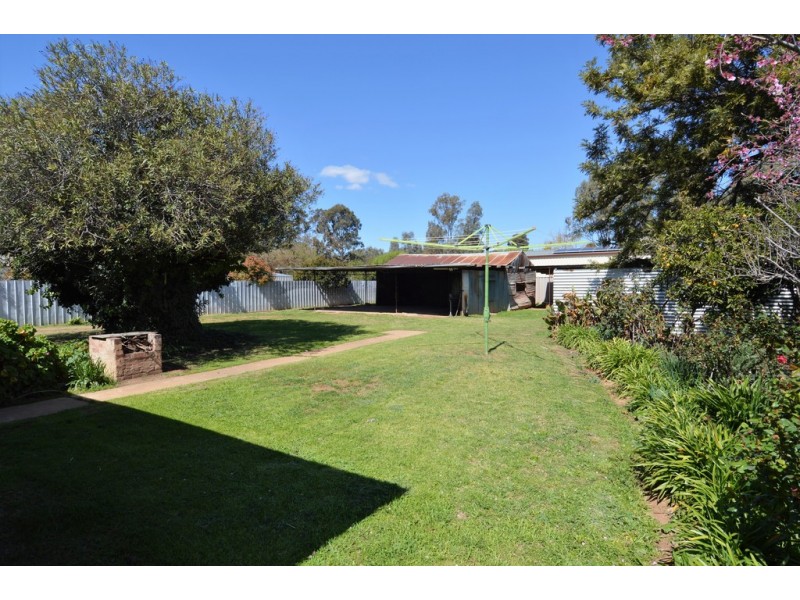 27 Pascoe Street, Rochester VIC 3561
