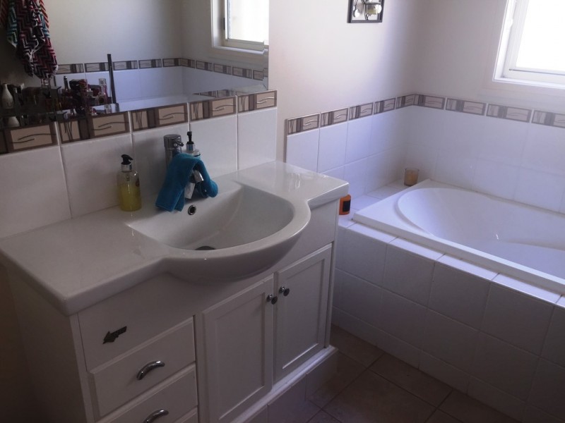 2/4B Warden Street, Moama NSW 2731