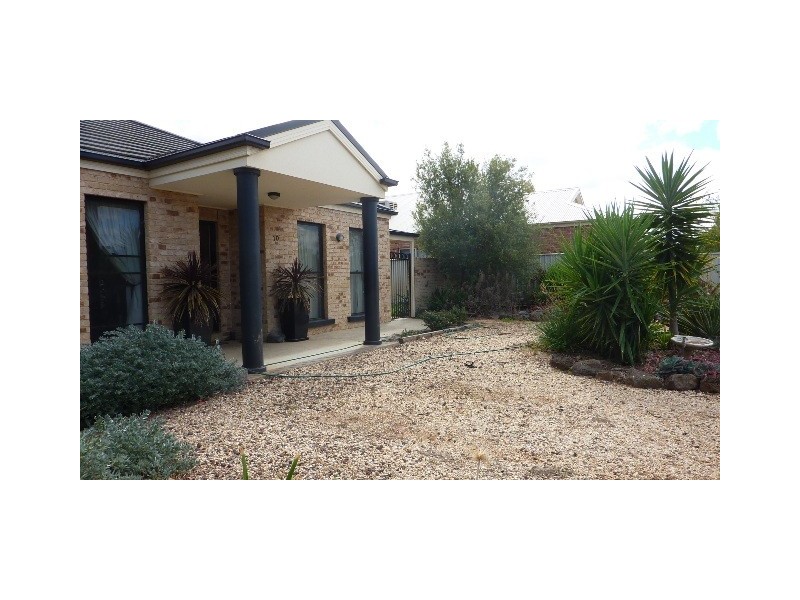 10 Kingfisher Drive West, MOAMA, Moama NSW 2731