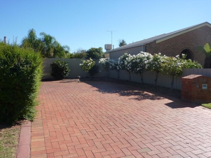 20 Adelaide Crescent, Echuca VIC 3564