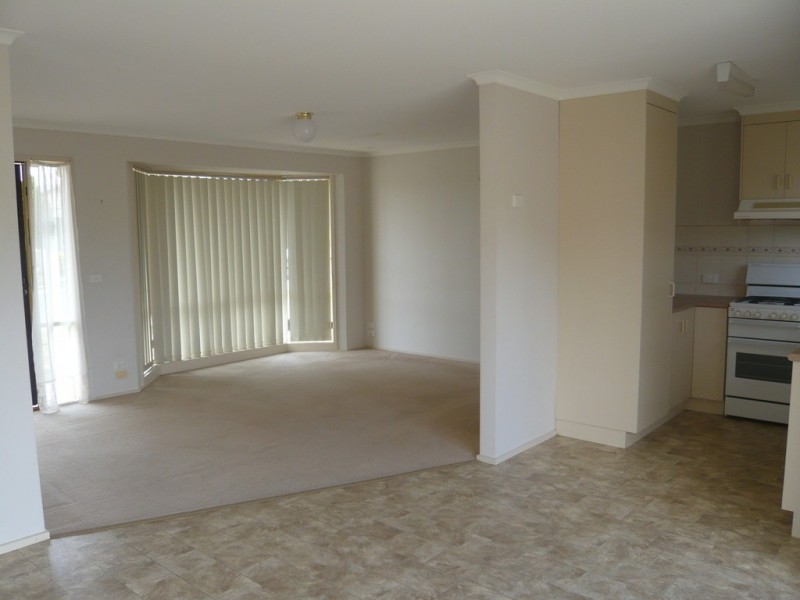 2/2 Genevieve Ave, Echuca VIC 3564
