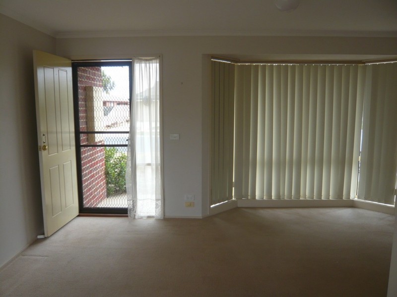 2/2 Genevieve Ave, Echuca VIC 3564