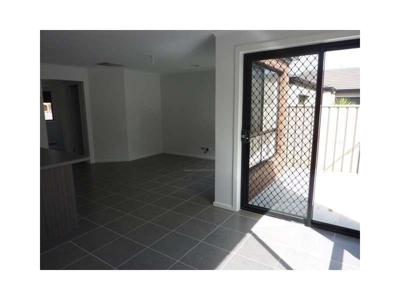 2/26 Genevieve Ave, Echuca VIC 3564