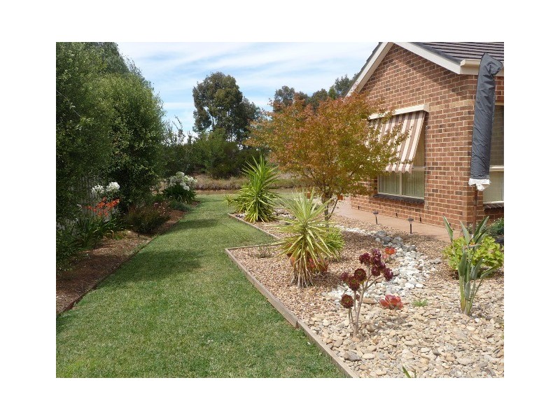 28 King Fisher Dve West, Moama NSW 2731