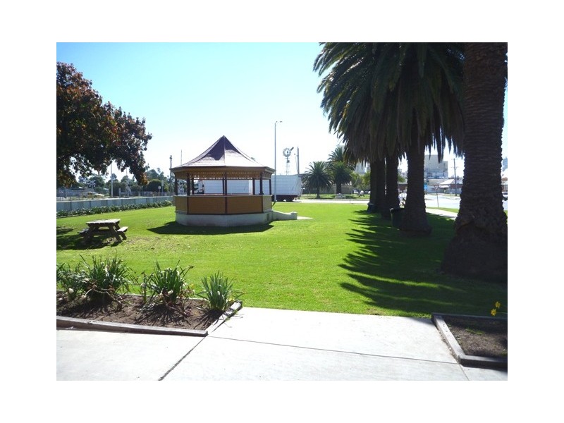 46 Moore Street, Rochester VIC 3561