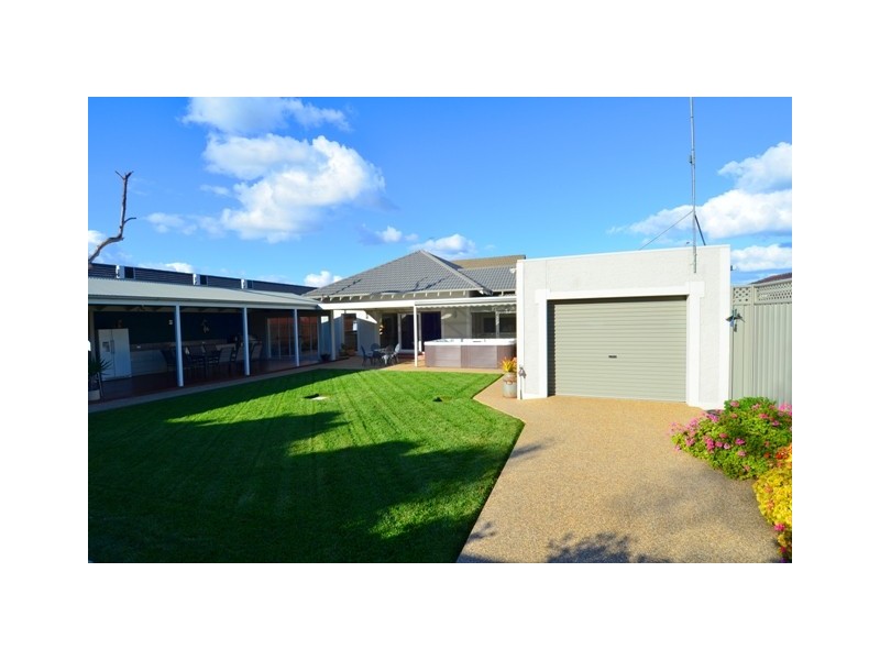 371 High Street, Echuca VIC 3564