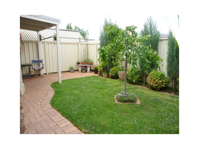 1/203 Eyre Street, Echuca VIC 3564