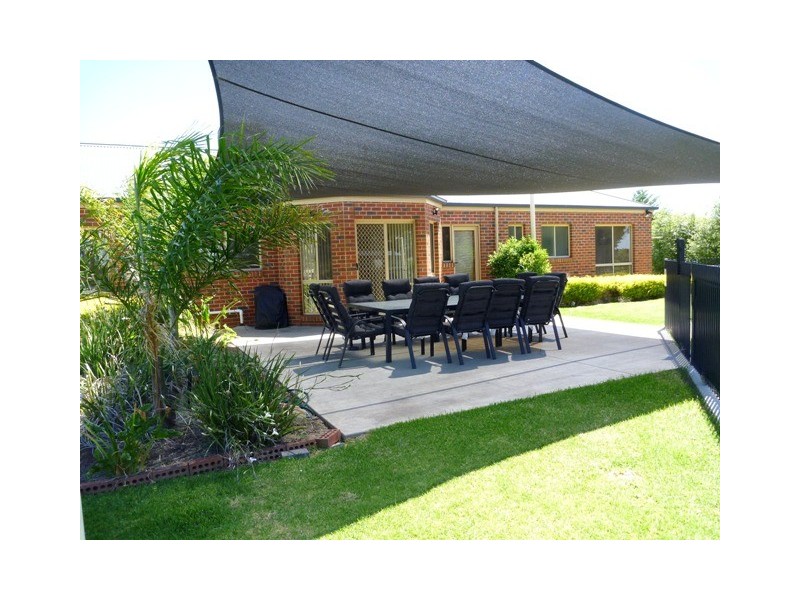 21 Rivergums Drive, Moama NSW 2731