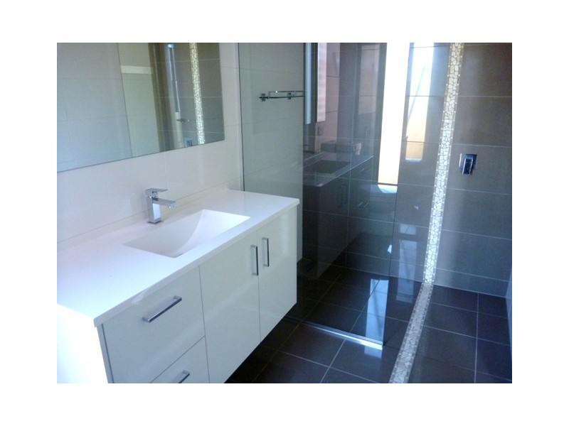 47 A and B Hare Street, Echuca VIC 3564