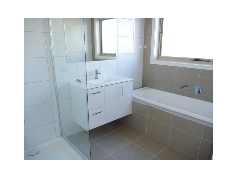 47 A and B Hare Street, Echuca VIC 3564