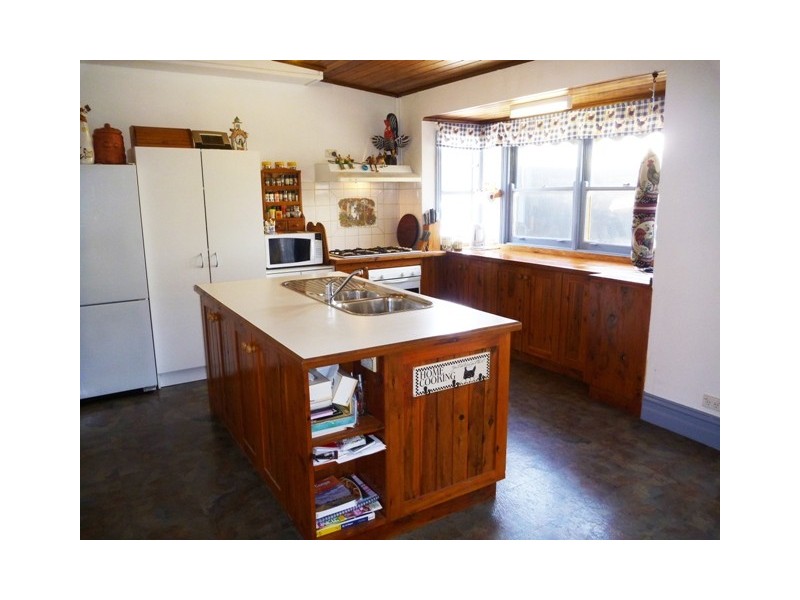 73 Hume Street, Echuca VIC 3564