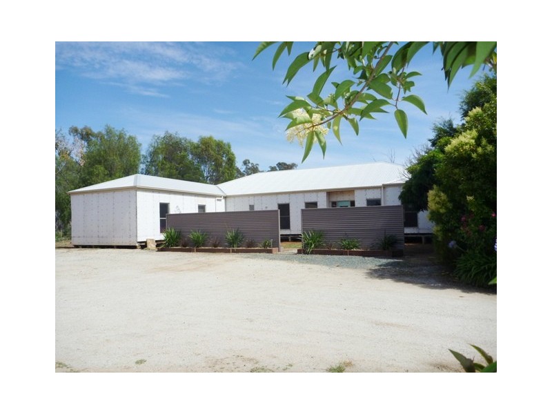 20 Murray Bank Drive, Echuca VIC 3564